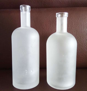 custom frosting glass bottle for vodka liquor packaging