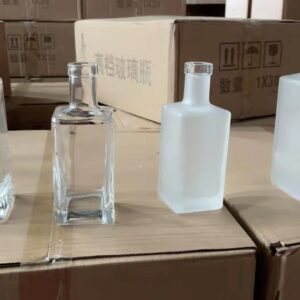 Square 500ml 750ml vodka liquor bottles suppliers