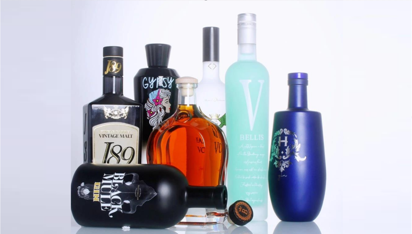 You are currently viewing Everything about custom liquor bottles: a simple guide